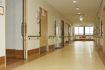 有料老人ホーム赤いりんご 廊下