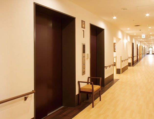 ライフコミューン上大岡 エレベーターホール