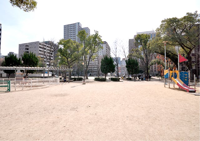 グランドマスト新大阪 北中島公園