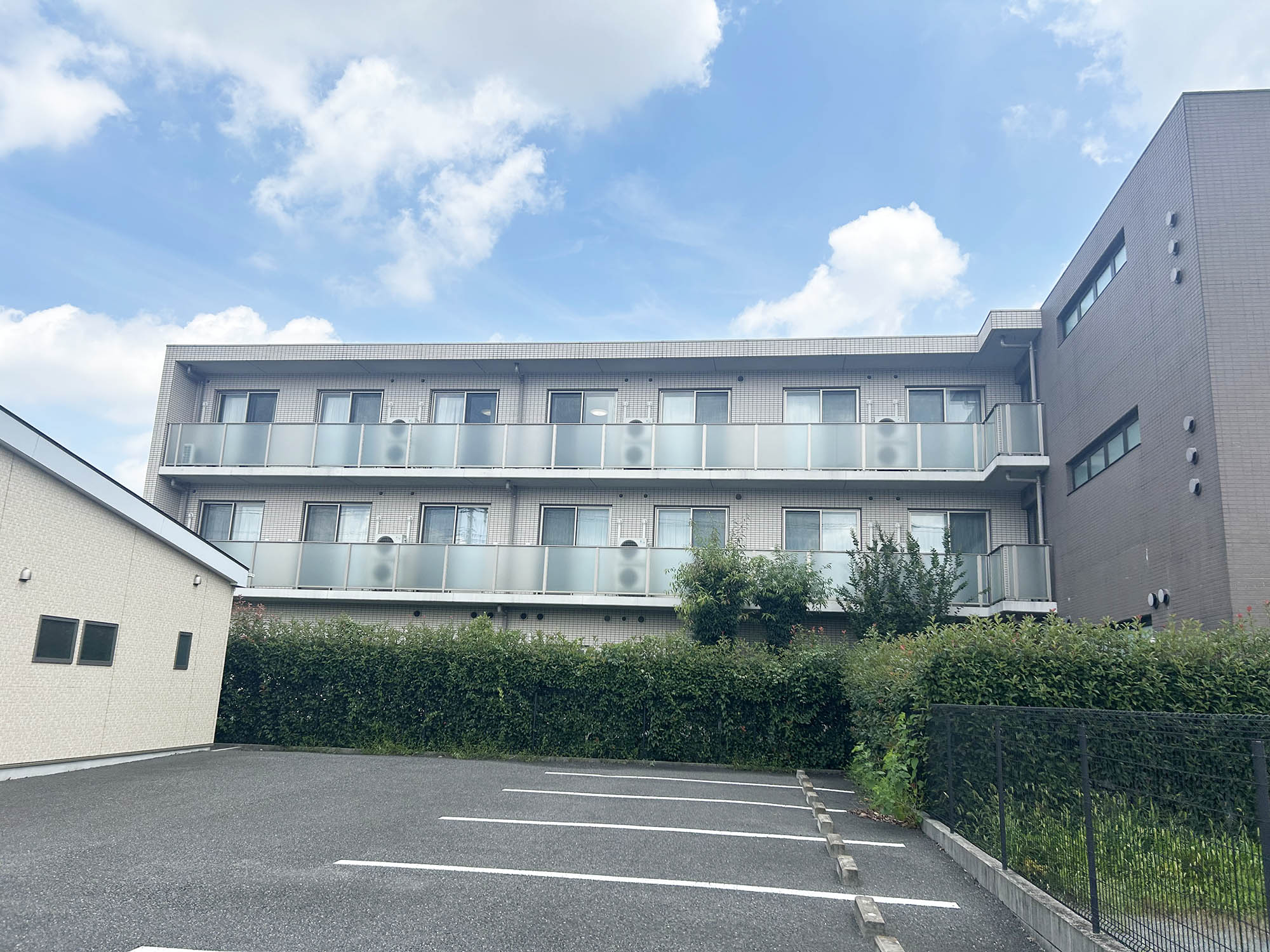 健康倶楽部館ファンコート厚木 外観