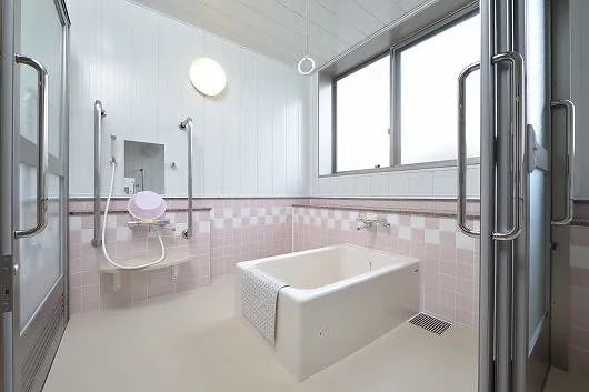 ココファン高屋 個浴室