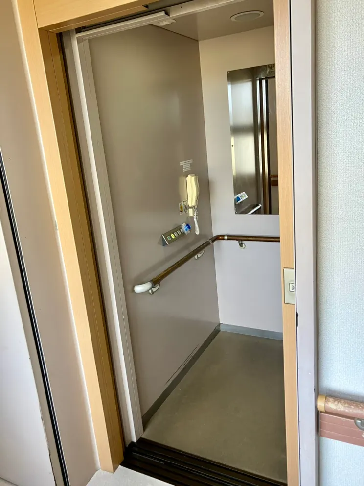 有料老人ホーム西宮ひまわり エレベーター