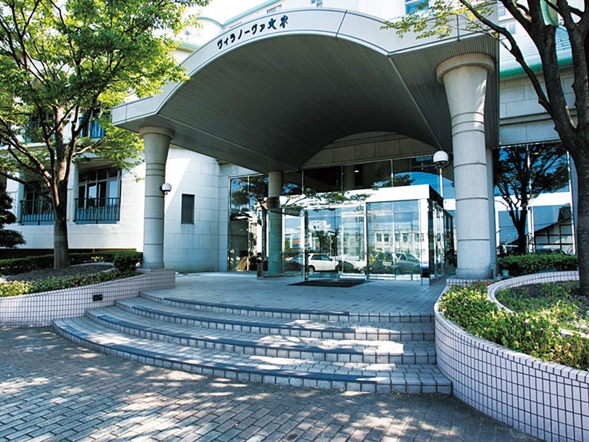 ヴィラノーヴァ大谷 玄関