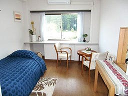 ベルビルガーデンやまと 居室