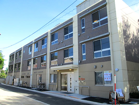 ココファン愛甲石田 外観