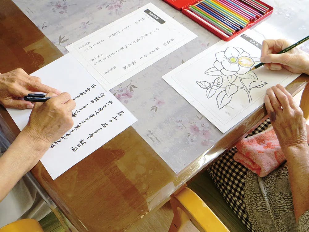 エクセレント加古川 塗り絵やペン書写