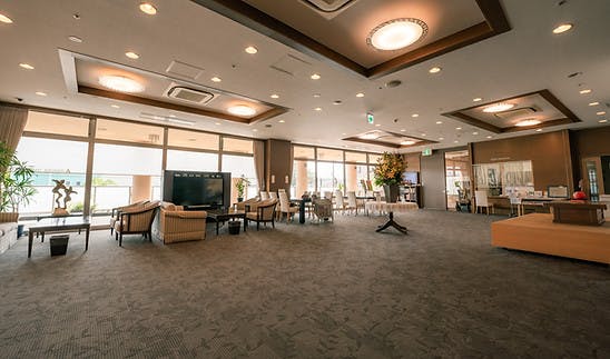 蓮田オークプラザ駅前温泉館 ロビー