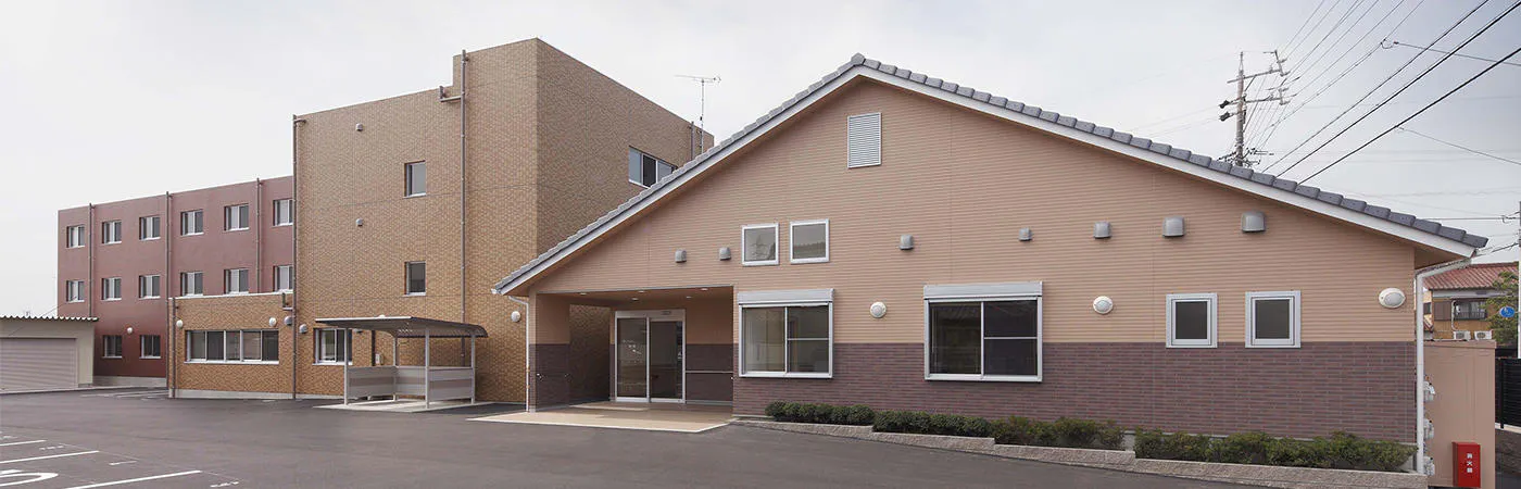プレステージ四日市楠館 外観1