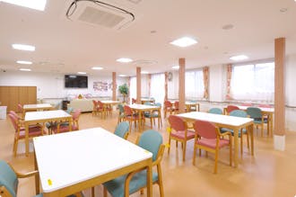 フォーユー堺畑山 食堂