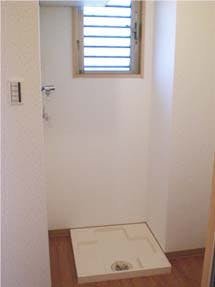 ウィズ東園田サービス付き高齢者向け住宅 洗濯機置き場