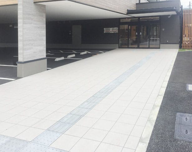 リアンレーヴ京都山科 玄関アプローチ