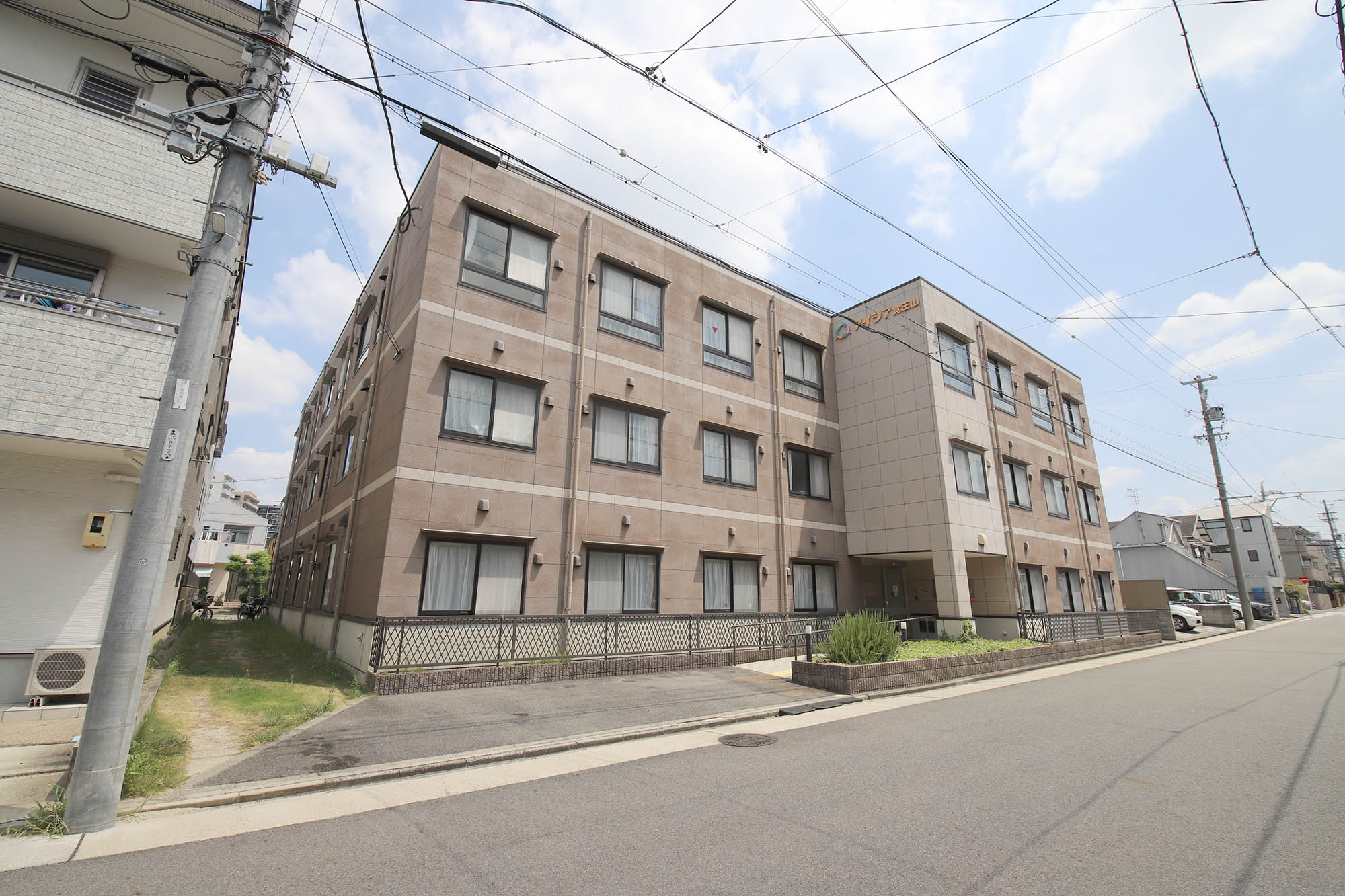 アイシア覚王山 外観