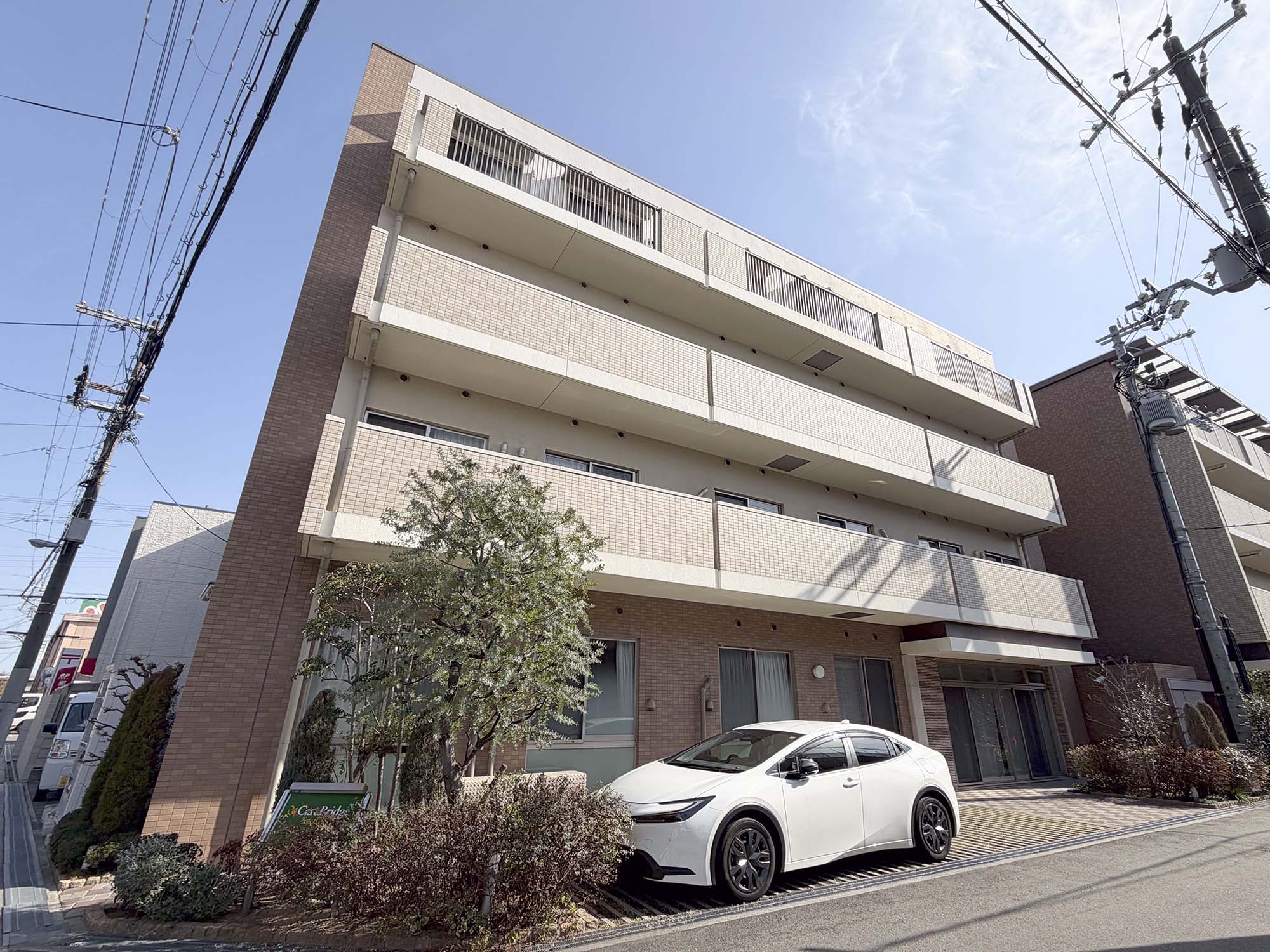 ケア・ブリッジ帝塚山 外観