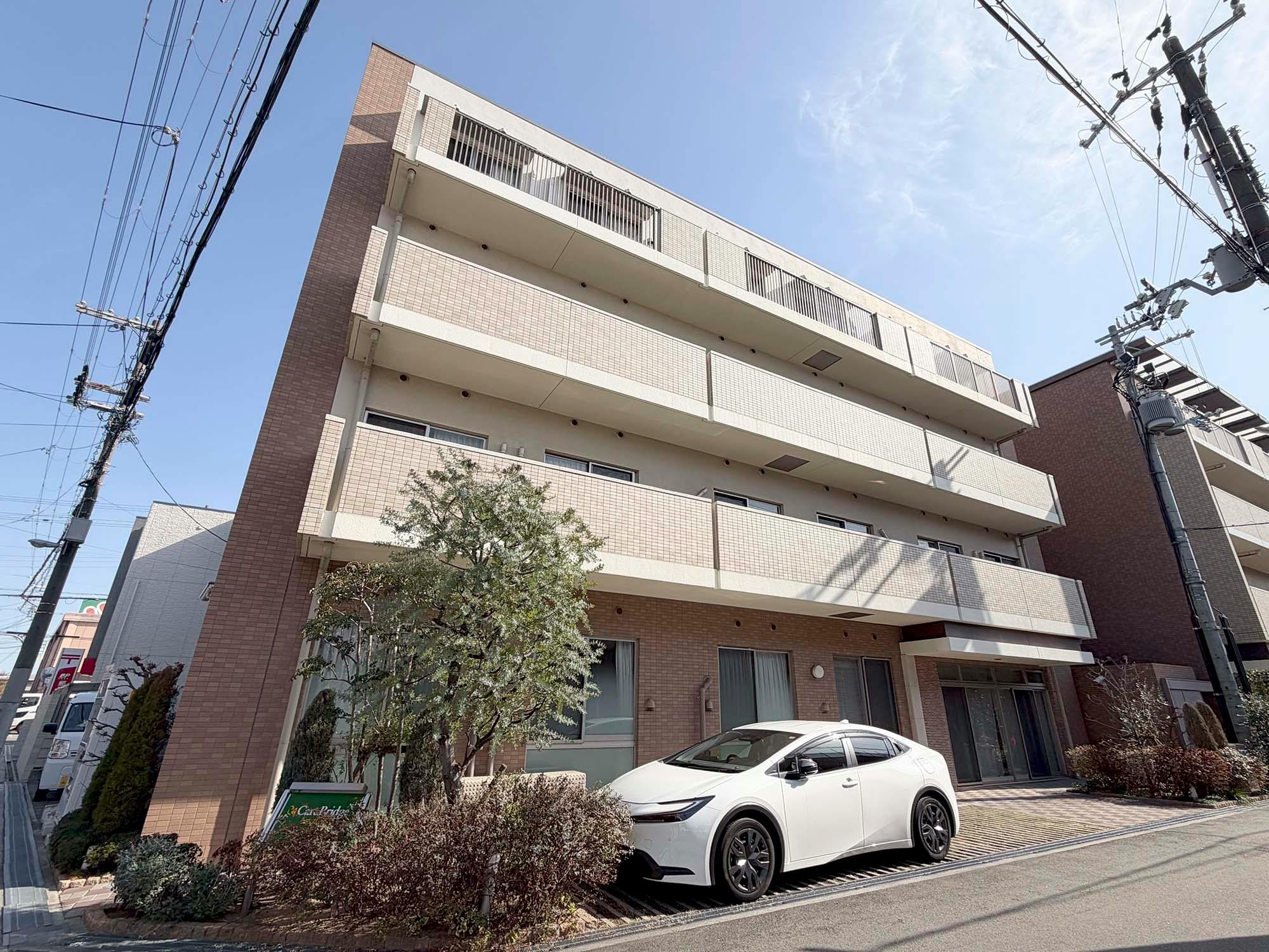 ケア・ブリッジ帝塚山 外観