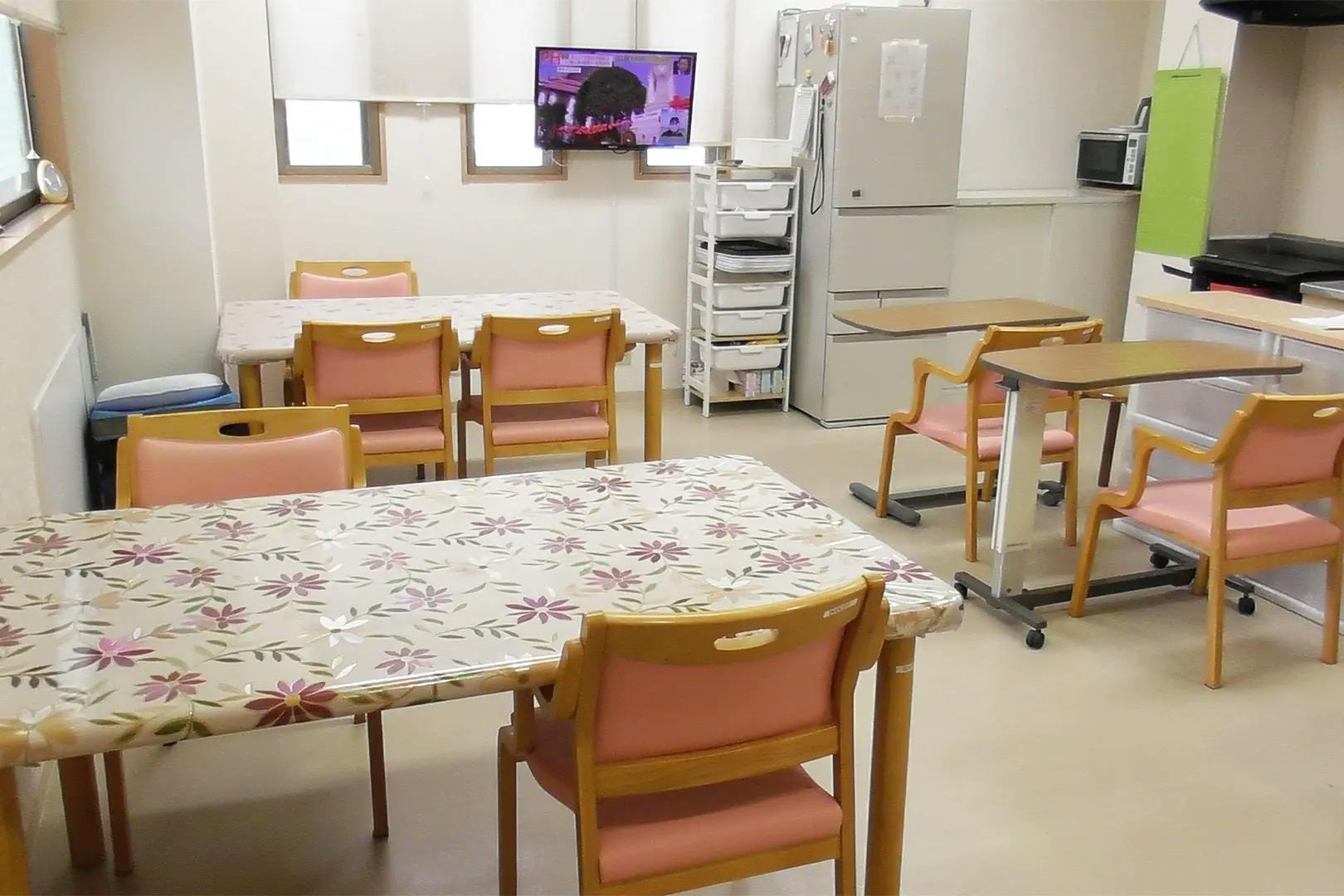 ベイシス梅南館 食堂