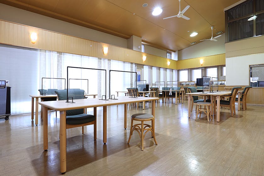 浅草ケアパークそよ風 食堂兼機能訓練室