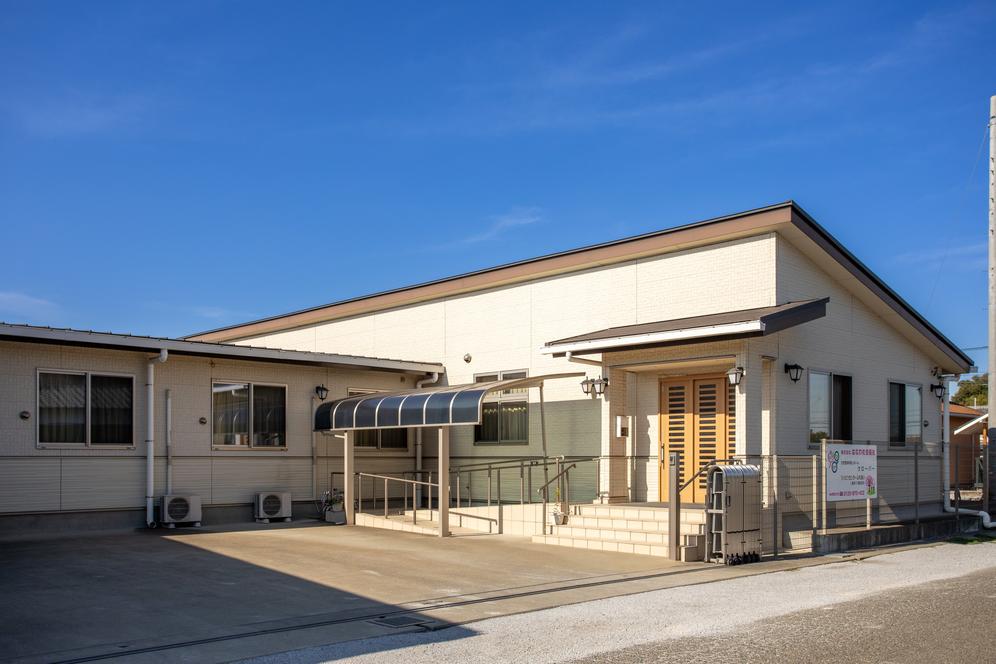 クローバー 外観