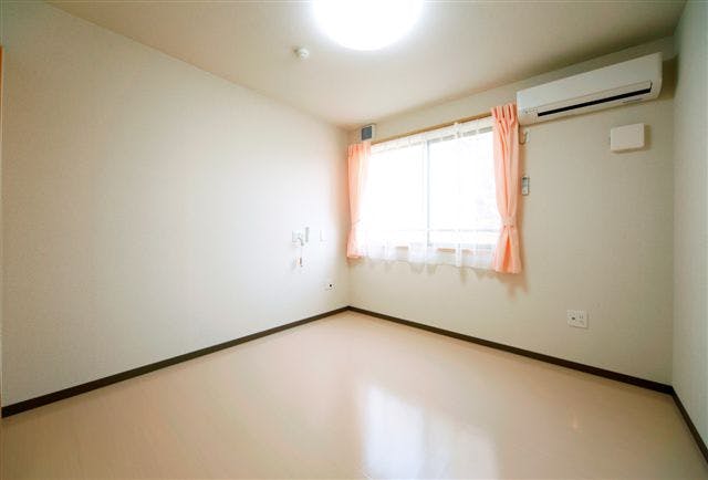 弥生桜参番館 居室1