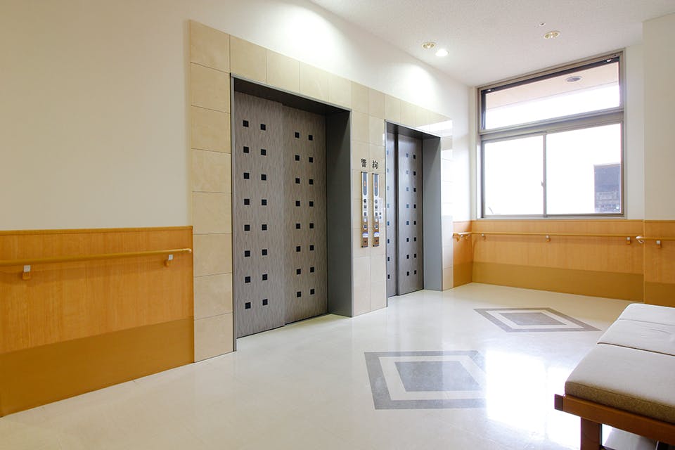 サンクス高田自在館響 「自在館」エレベーターホール