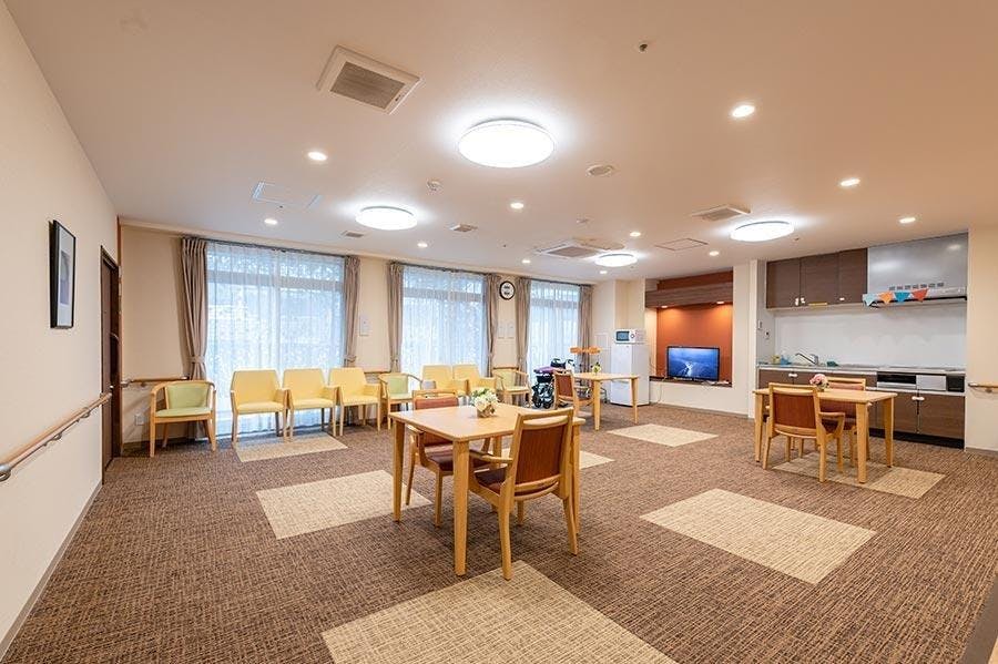 イリーゼさぎぬま・新館（看護クラーク鷺沼等） リビング