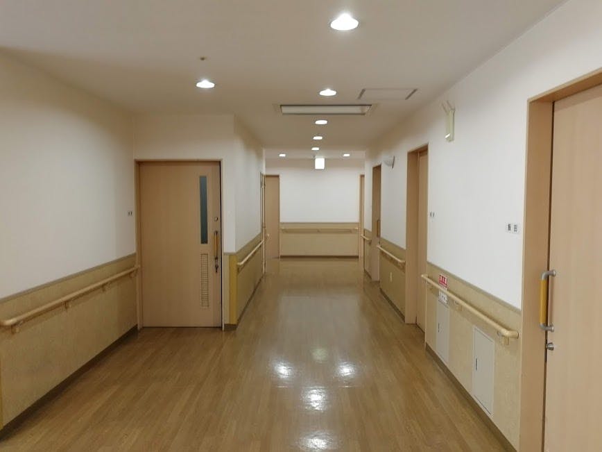 ソルケア大東深野 廊下