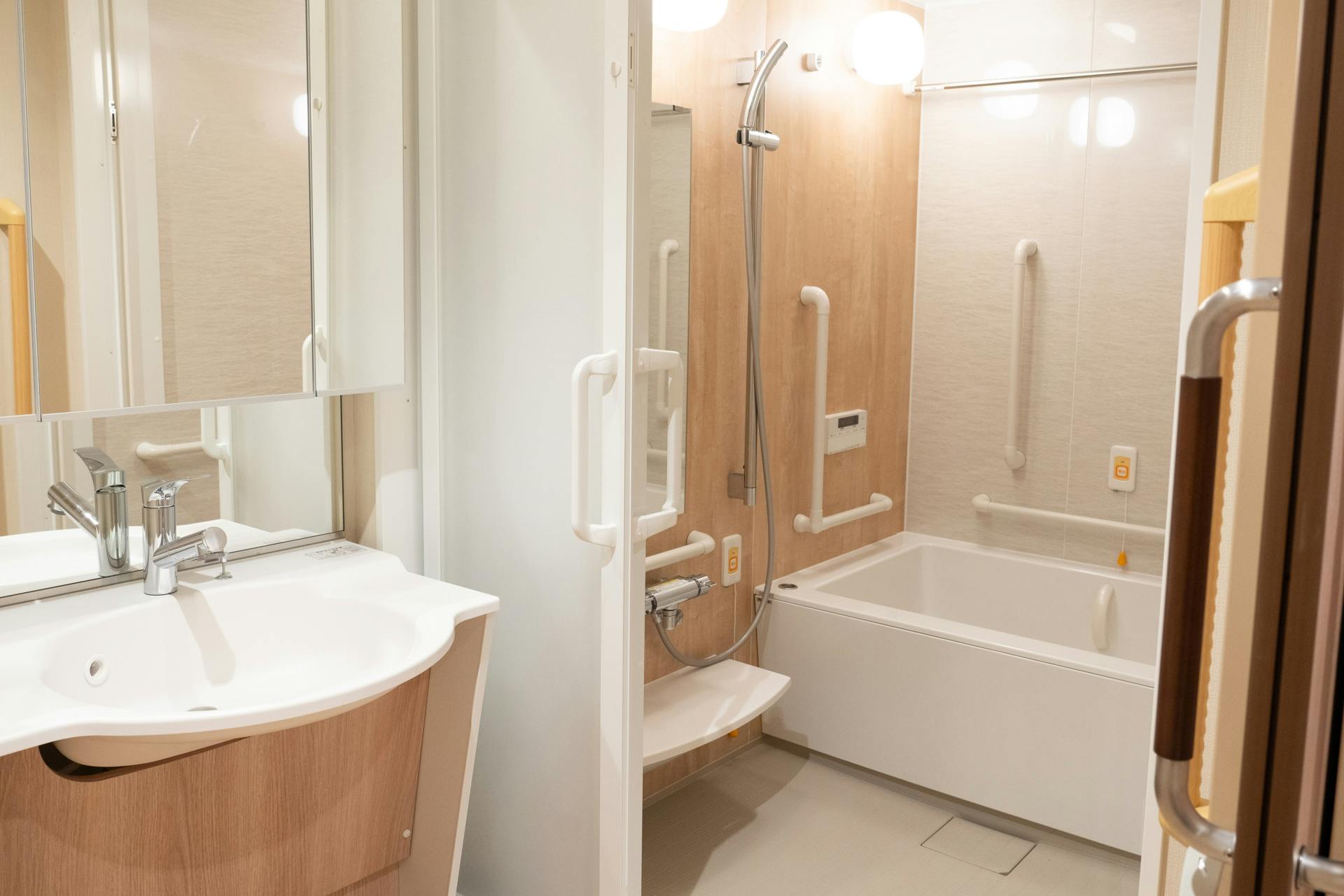 SOMPOケア ラヴィーレレジデンス鎌倉大船 4Fモデルルーム洗面室