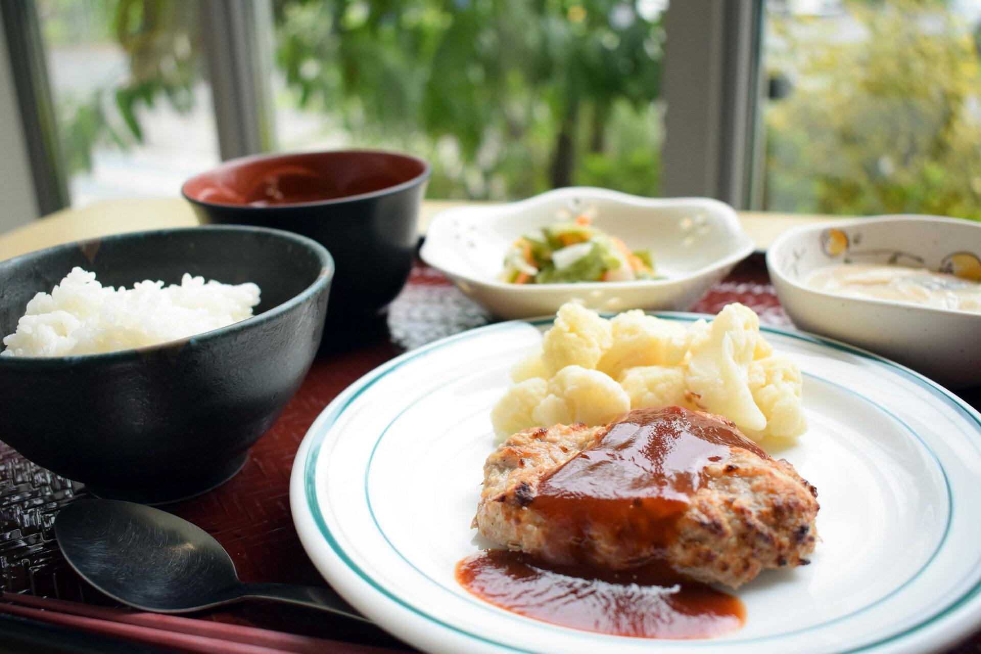 ニチイメゾン東山 洋食