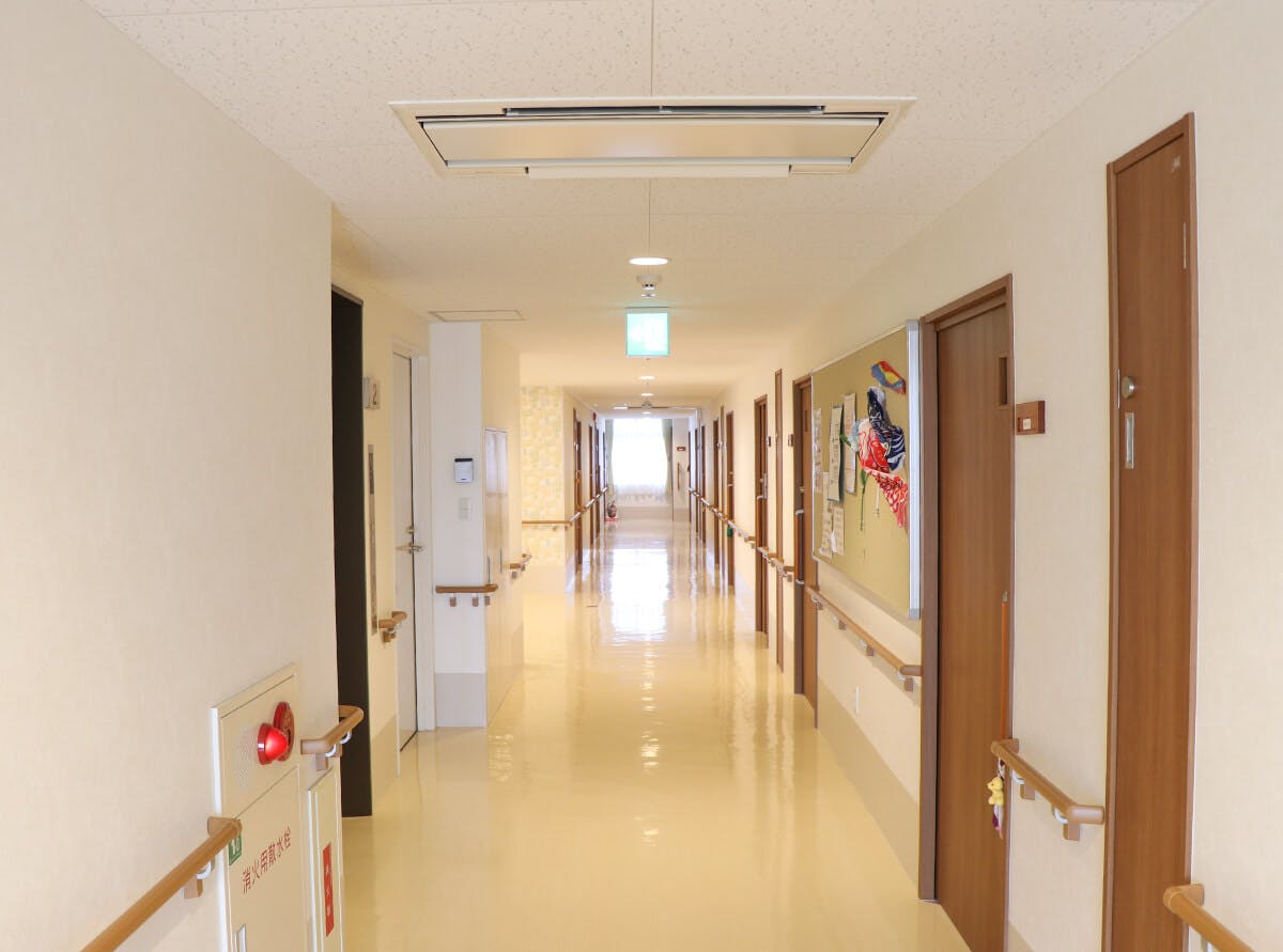 アイケアおおるり西美薗 廊下