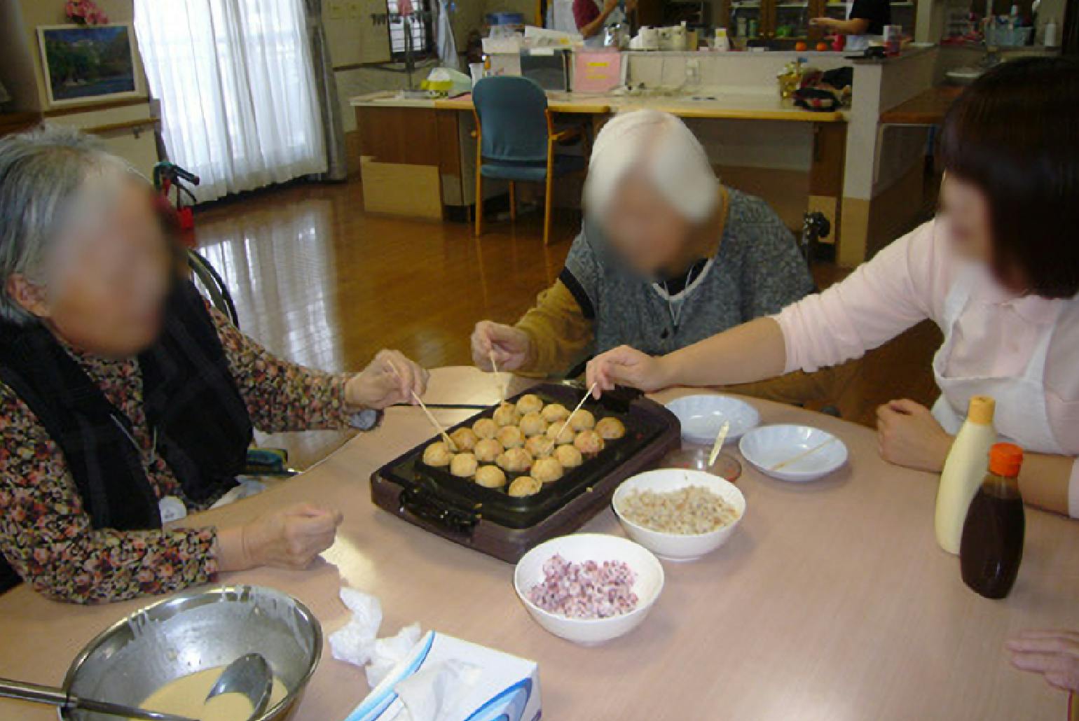 エイジフリー・ライフ香里園 たこ焼きパーティー