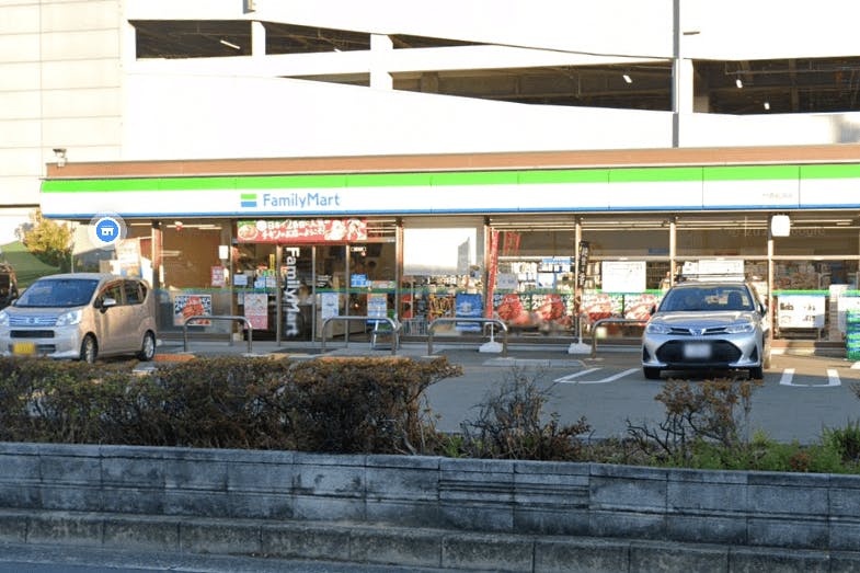 ヴァルール門真 ファミリーマート　門真舟田町店