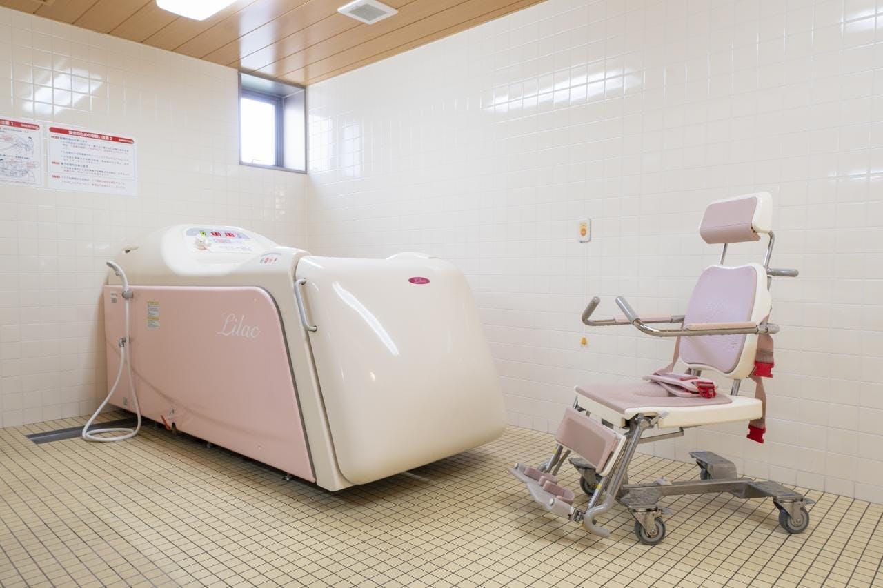 イリーゼ平岡公園 チェア浴