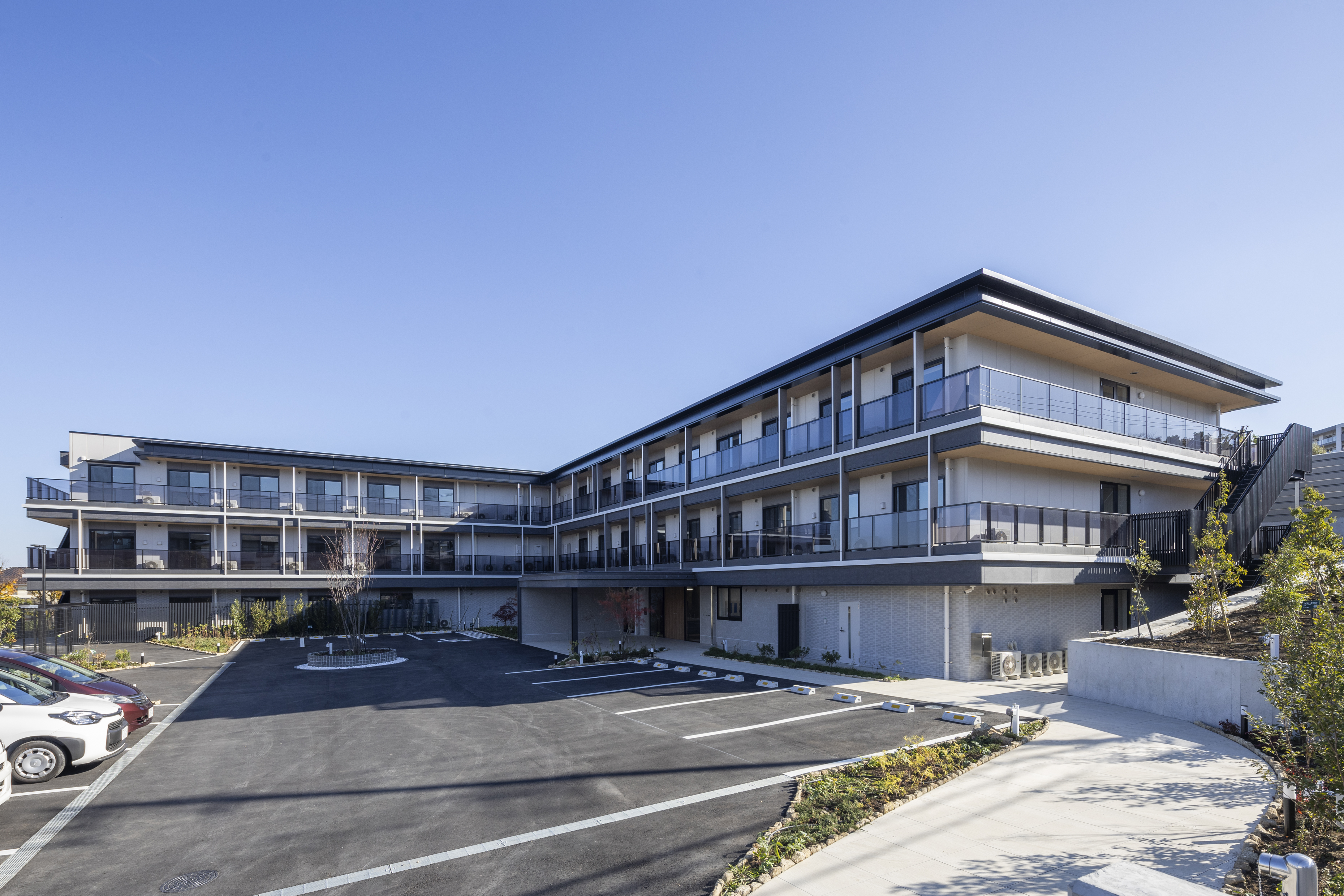 チャームスイート能見台 外観