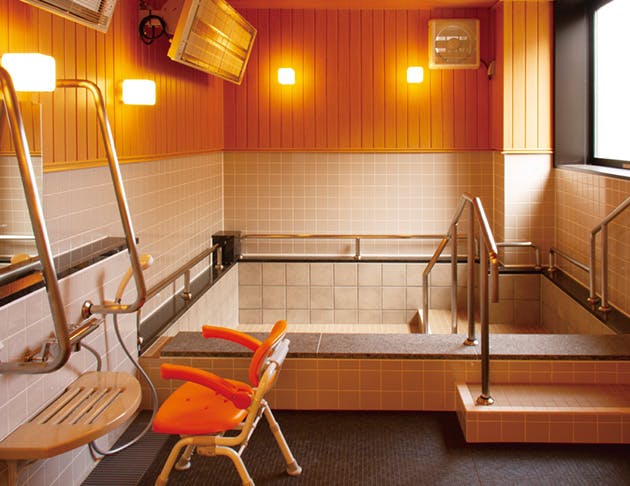 リアンレーヴ新小平 浴室（大浴槽）