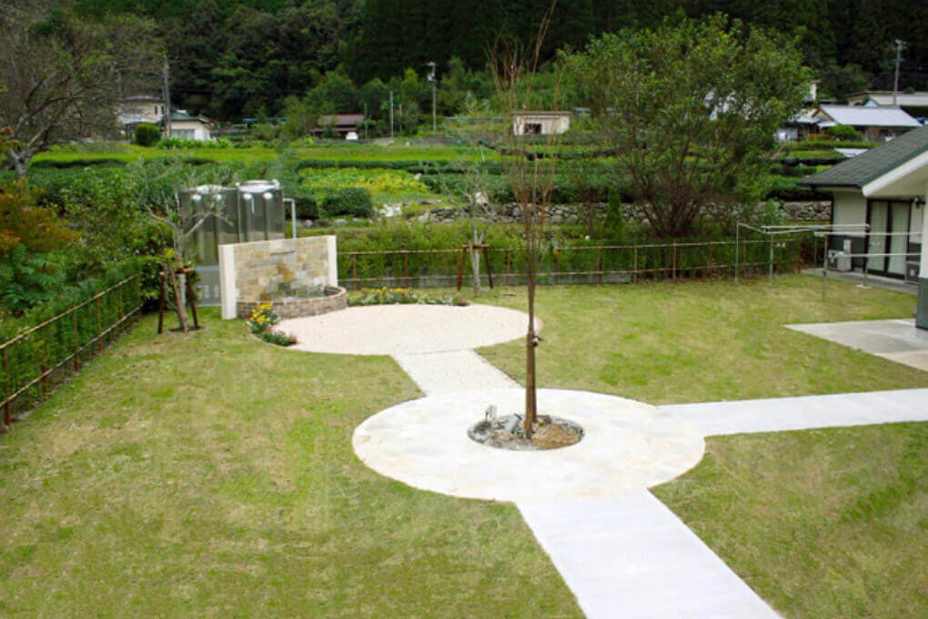 グループホームたきの憩 庭園