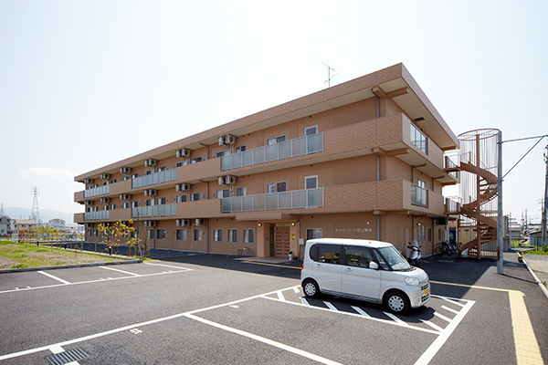 スーパー・コート郡山筒井 外観