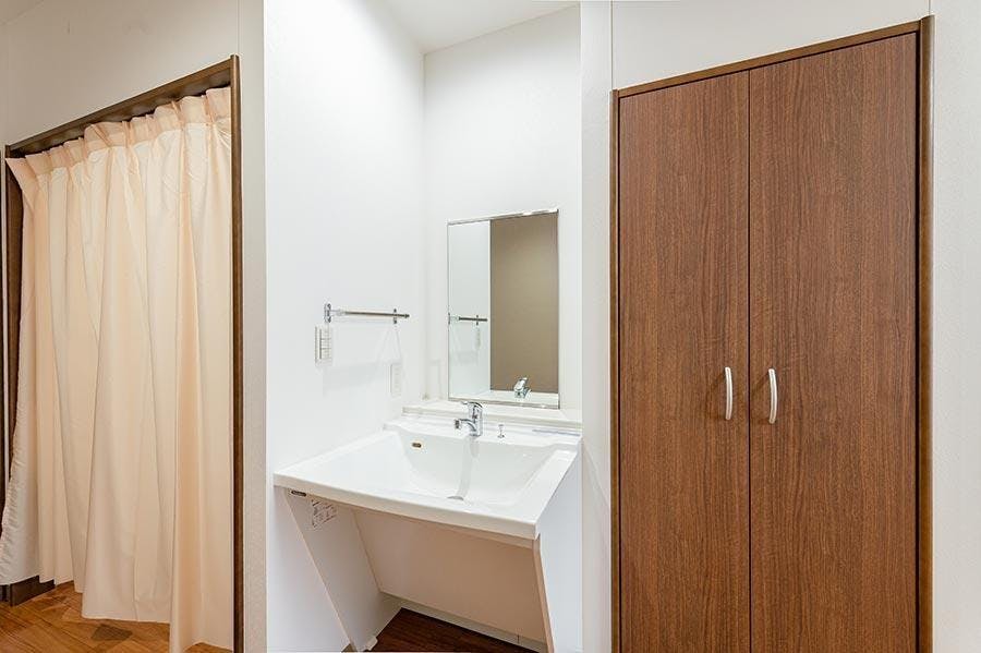 イリーゼさぎぬま・新館（看護クラーク鷺沼等） 洗面