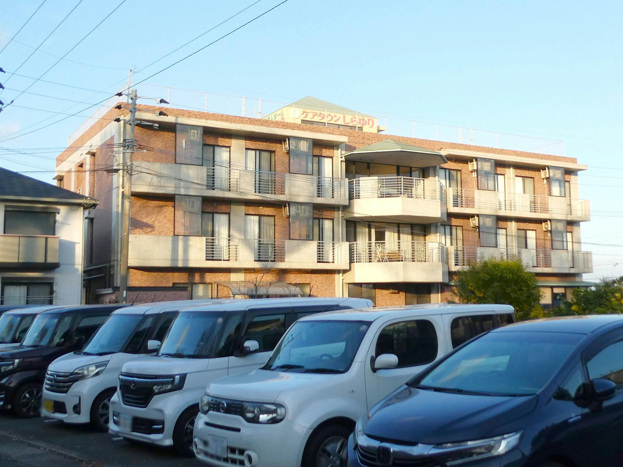 ケアタウンしらゆり 外観