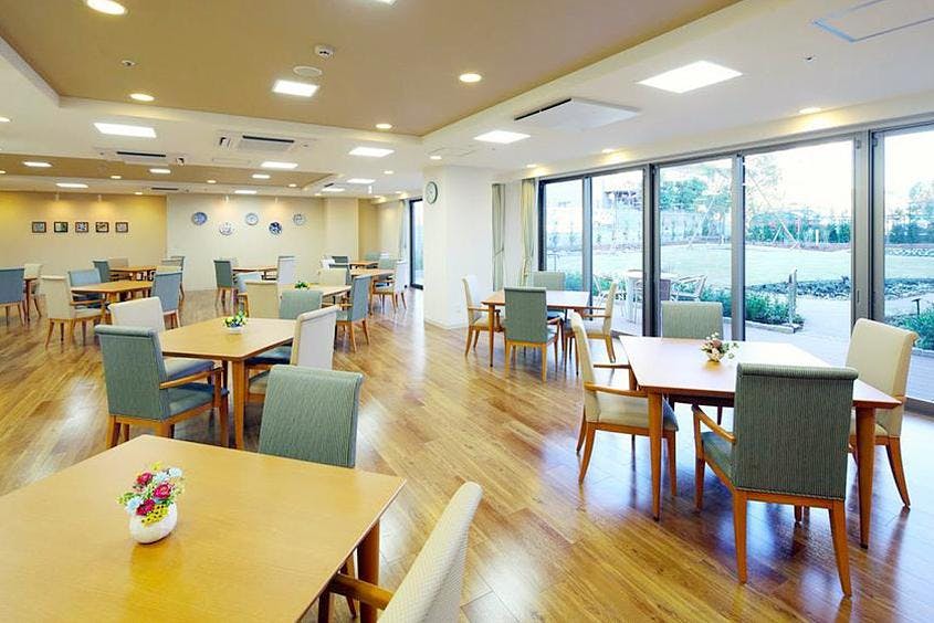グランダ甲南山手 1F ダイニングルーム兼機能訓練室