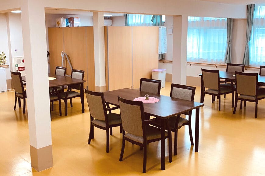 パスエル平野 食堂