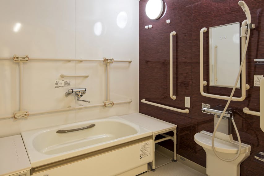 鎌倉ケアハートガーデンサービス付き高齢者向け住宅レーベン湘南 浴室