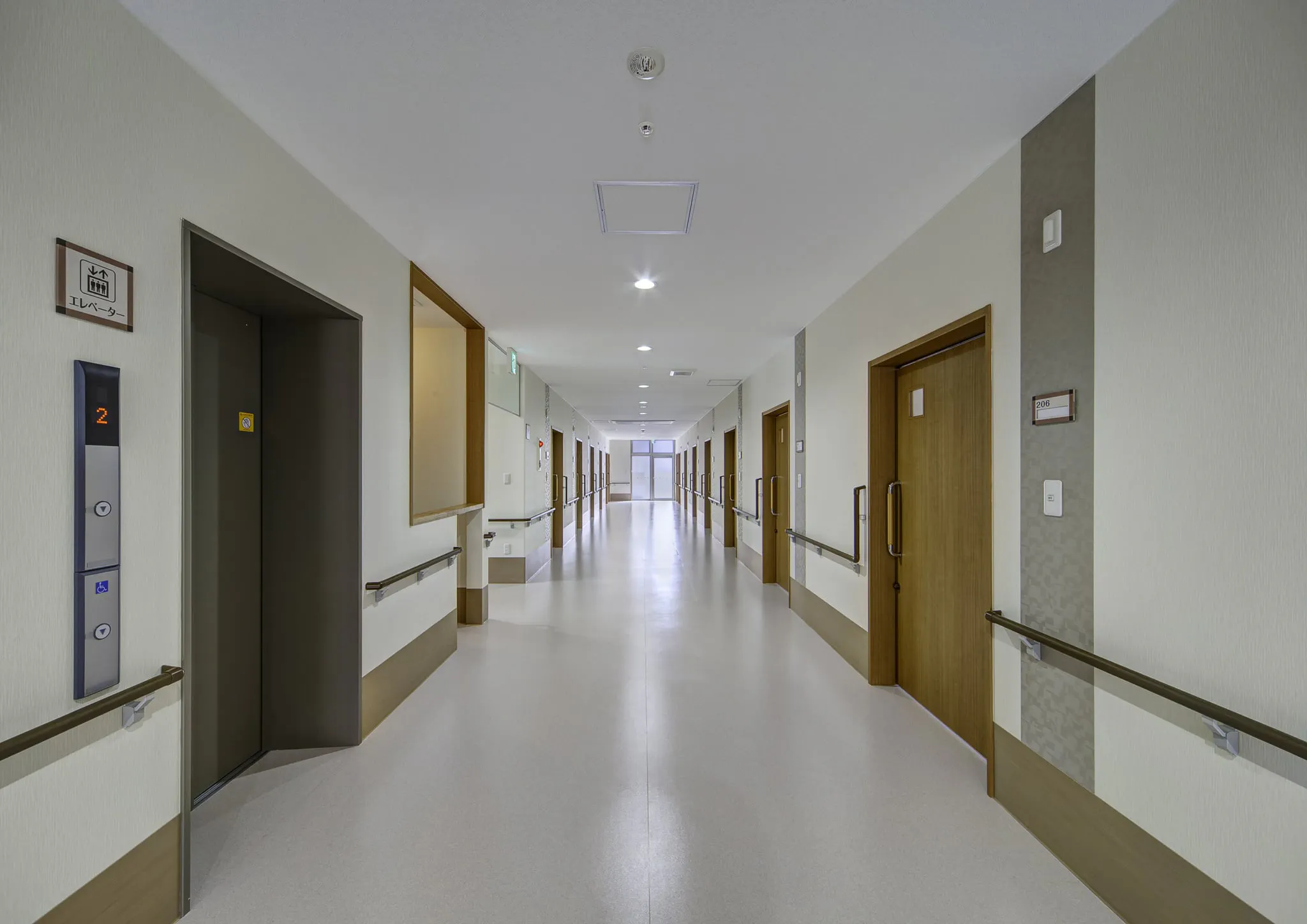 介護付有料老人ホーム和み伊奈 廊下
