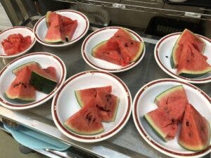 愛の家グループホーム大阪松 スイカ割り