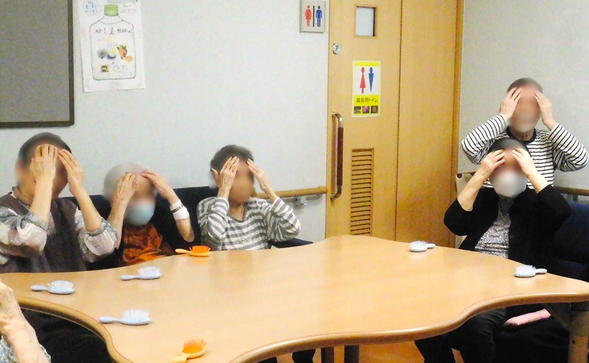 介護付有料老人ホーム プレザンメゾン吹田 美容体操