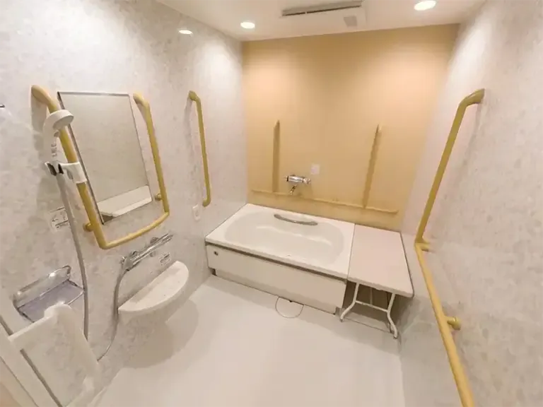 住宅型有料老人ホームMare門真 浴室