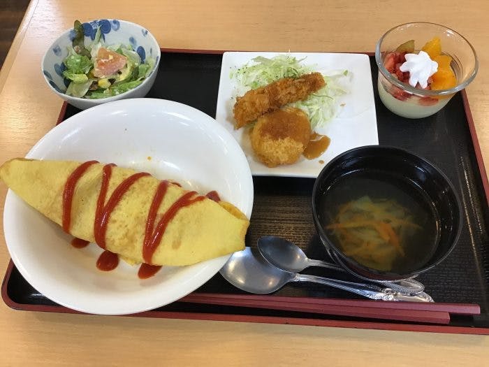 イリーゼ旭川３条通 洋食ランチ