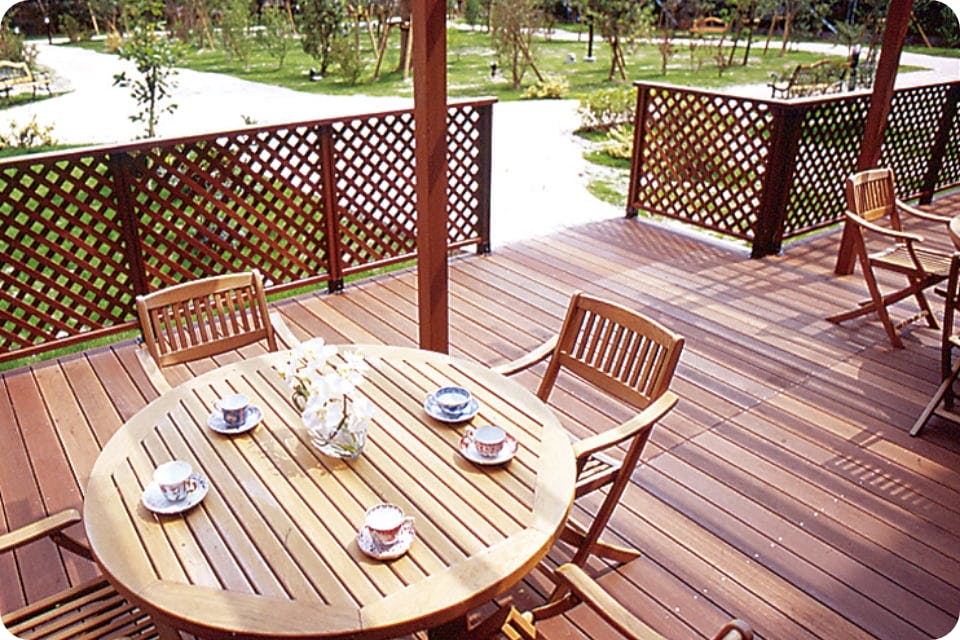 レジアス百道 オープンテラス「翠松」