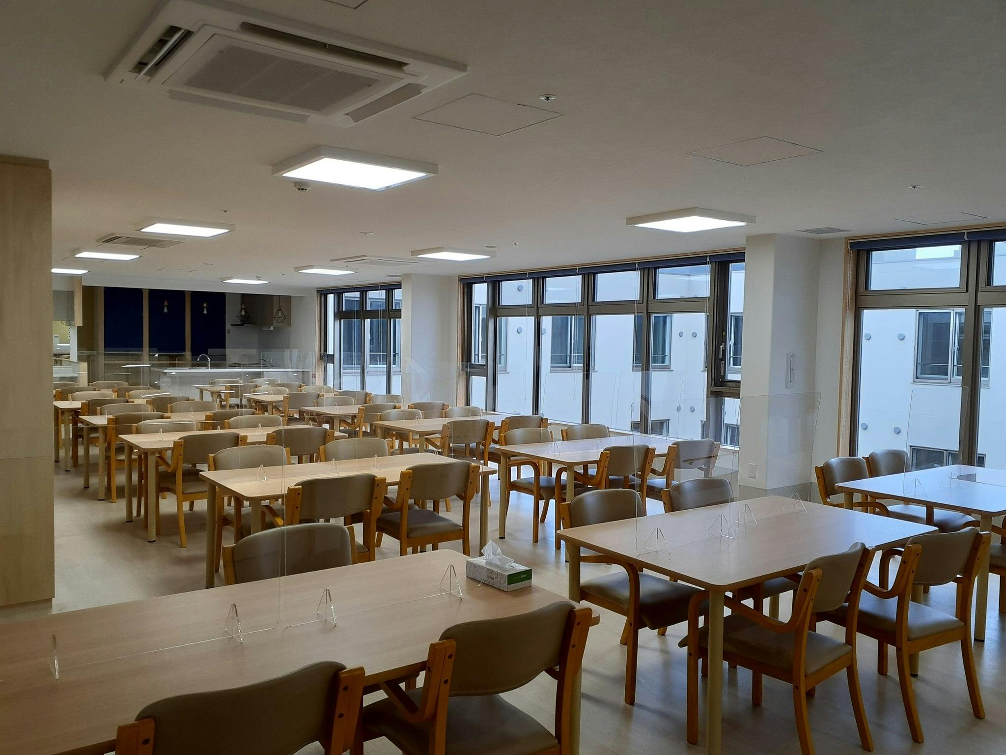 ライフシップ帯広西5条 食堂