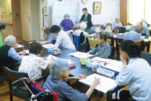 エイジフリーハウス岡崎六名 学習療法