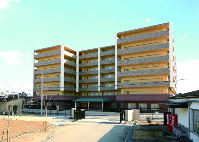 カリエール茨木 外観