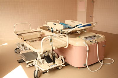 介護付有料老人ホーム エクセレントくわな 機械浴室